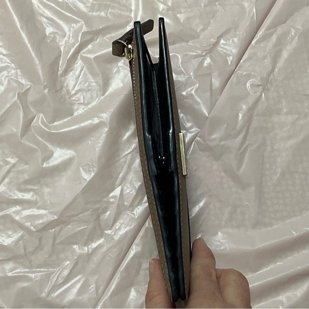 Kate Spade Brown Textured Wallet - Picture 13 of 16